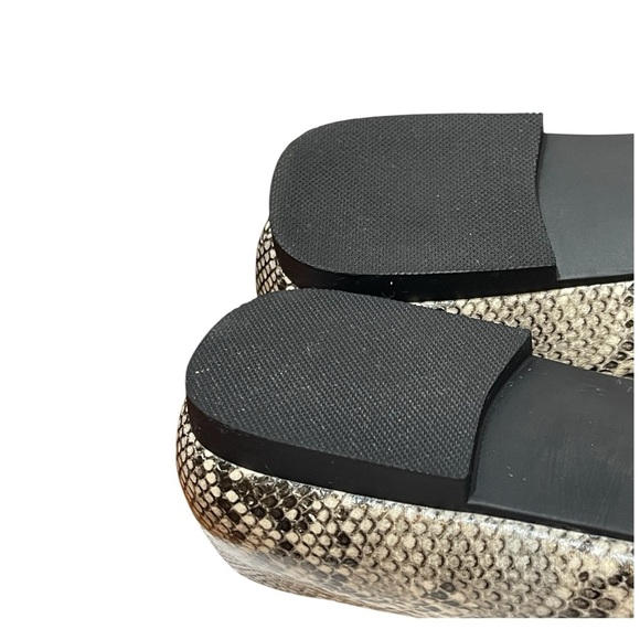 🔥SALE🔥STEVE MADDEN DELIAH SNAKE SKIN BALLET FLATS SZ 9 M - Picture 11 of 15